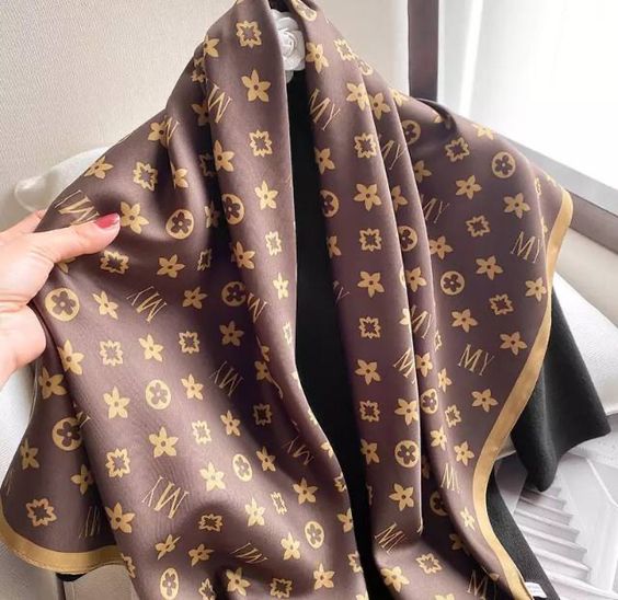 LOT of  Vintage Designer Scarfs
