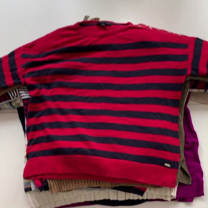 LOT of Premiun Brand Knitwear "Modern"